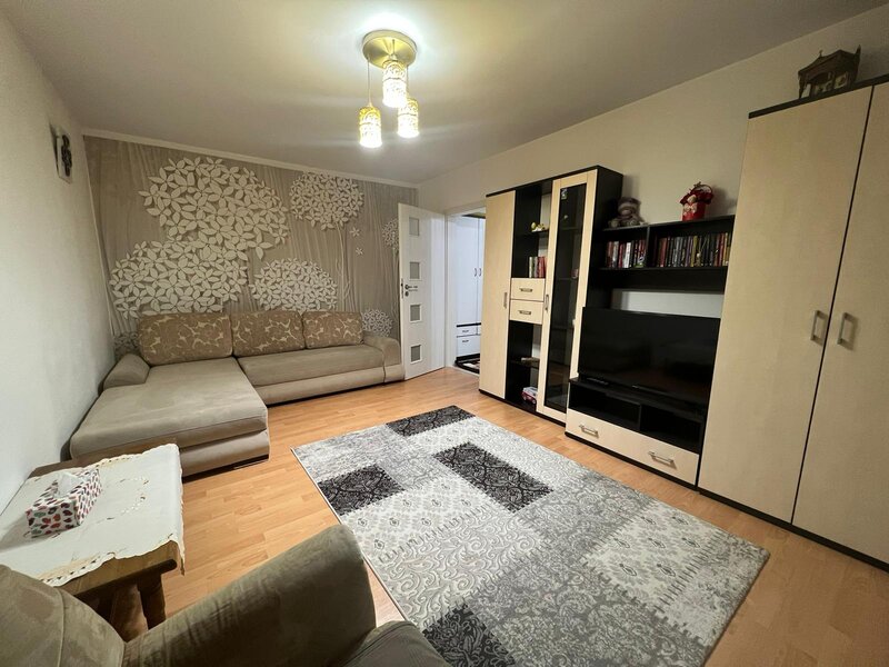 Drumul Taberei, metrou, apartament 2 camere, bloc reabilitat termic.